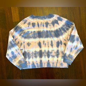 Lucky Brand girls tie dye sweatshirt size L